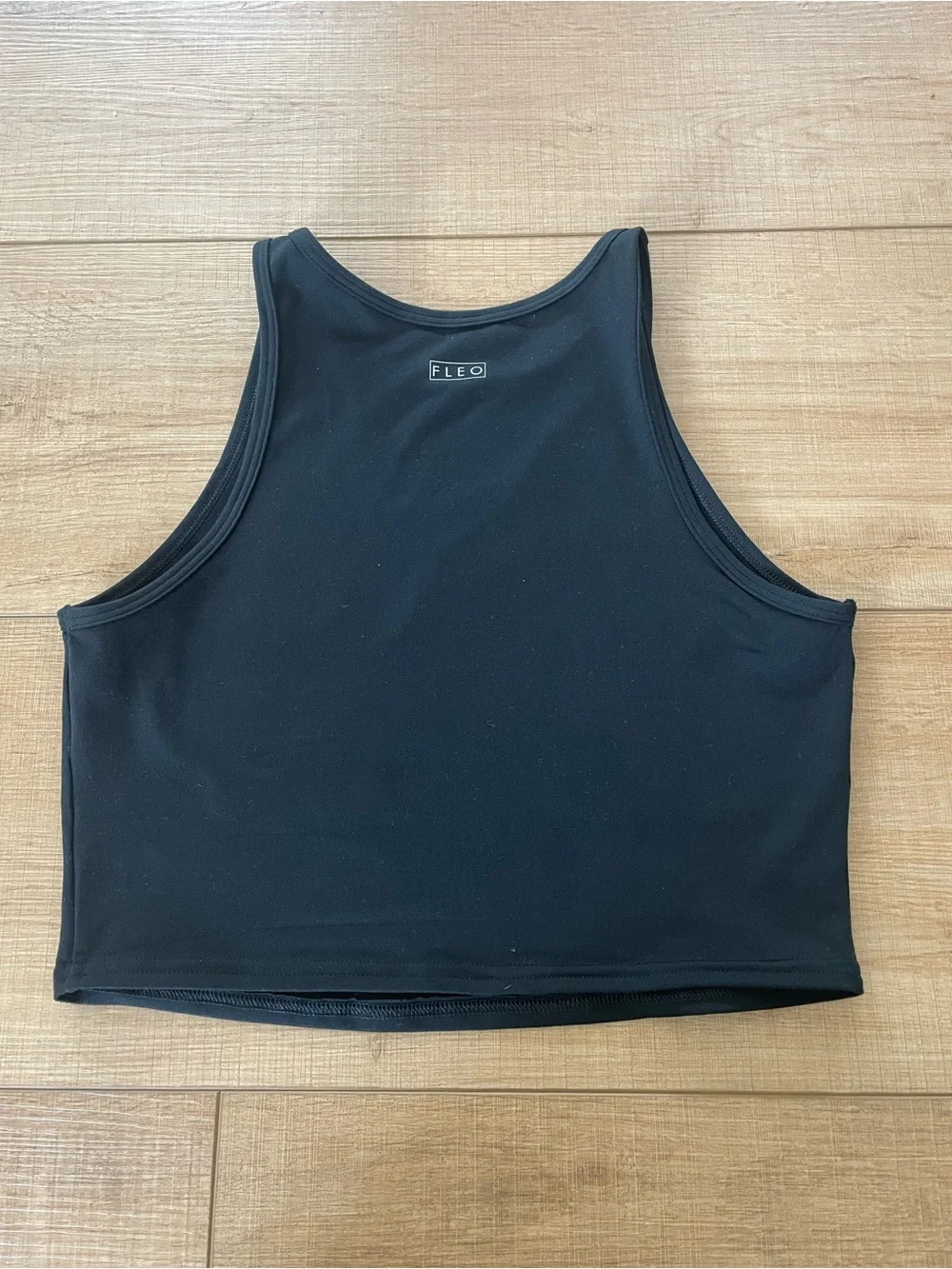 Fleo Black High-Neck Cropped Fitness Tank - Picture 2 of 3